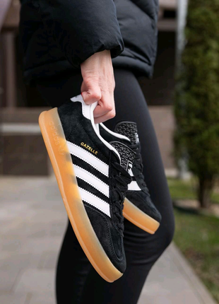 Жіночі кросівки Adidas Gazelle Black White