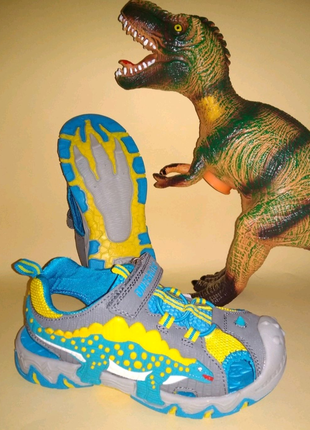 Босоніжки сандалі з динозавром стегозавр