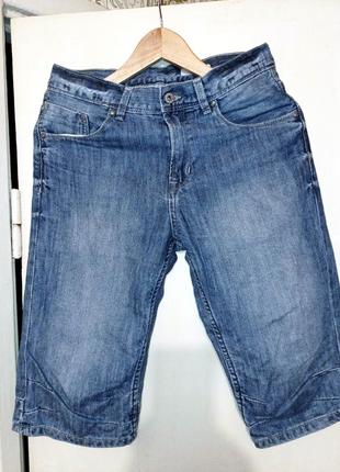 Шорты джинсовые H&M на мальчика/подростка 100 % ХЛОПОК. 158 раз.