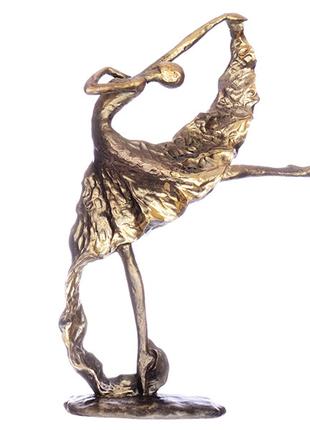 Фигурка декоративная Lefard Балерина 192-027 38х27х10 см бронз...