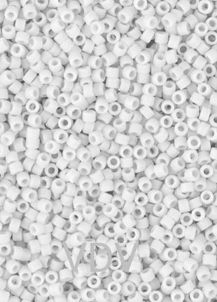 Бісер Miyuki Delica Beads 11/0 Matte Opaque White DB750 (1 гр)