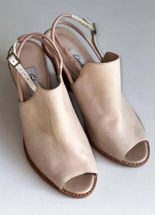 Оригінал шкіряні англійські босоніжки туфлі clarks з оригінальним