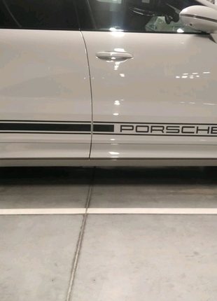 Наклейки на Porsche Cayenne GTS