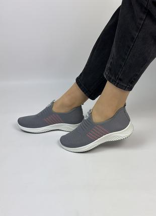Жіночі текстильні кросівки на літо
