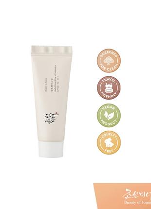 Солнцезащитный крем с пробиотиками BEAUTY OF JOSEON Relief Sun...