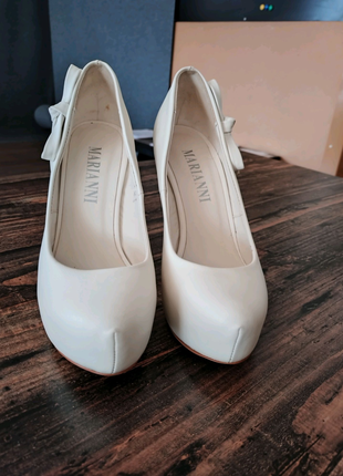 Туфлі на весілля