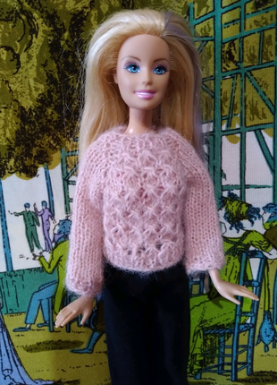 Одяг для Барбі - в'язаний светр з рожевого мохера.