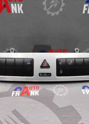 Блок кнопок/ переключателей A2038704710 для Mercedes-Benz CLK/...