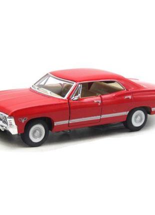 Машинка металлическая "Chevrolet Classic Impala 1967", красный