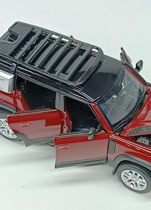 Машинка Автопром Land Rover Defender 1:32 красная 68416-2