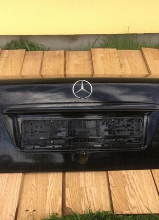Кришка багажника Mercedes E Class W210 Седан