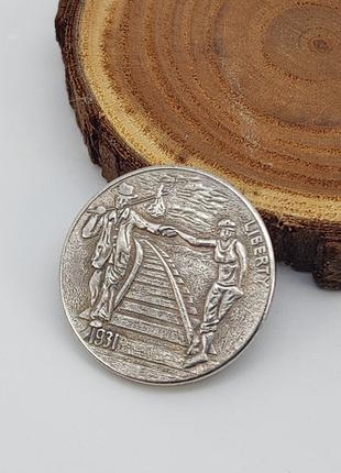 Монета сувенирная "Влюбленные" (цвет - серебро) арт. 04907