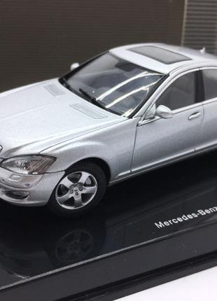 1:43 1/43 Autoart W221 Mercedes S 221 s500 s600