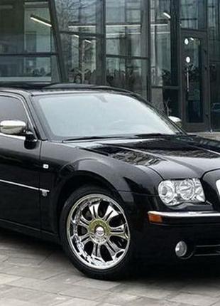 135 Chrysler 300C черный аренда авто на свадьбу с водителем