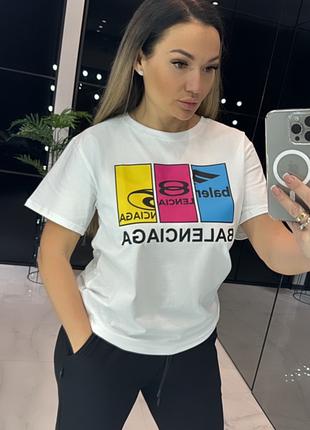 Женская футболка BALENCIAGA