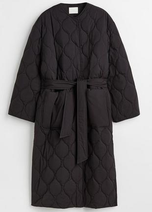 Черное стеганное пальто H&M; Размер М-Л оверсайз на запах на п...