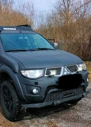 Mitsubishi L200 2,5 TDI авто для ЗСУ