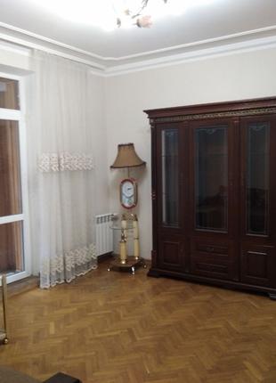 Продам 3 кімнатну квартиру Центр парк Шевченко