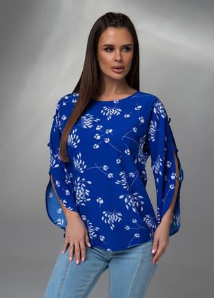 Синяя принтованная блуза с разрезами на рукавах, размер S