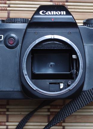 Фотоаппарат Canon T60 с кофром и ремнем