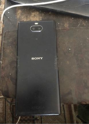 Телефон Sony Xperia 10 plus
