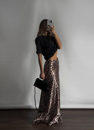 Трендовая атласная юбка в длину макси, с леопардовым принтом