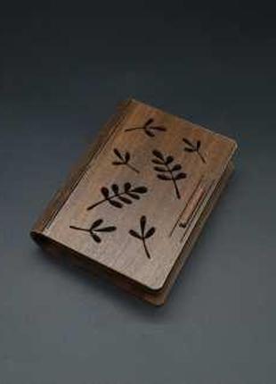 Дерев'яна скринька-книга з фанери з різьбленням листя для грош...