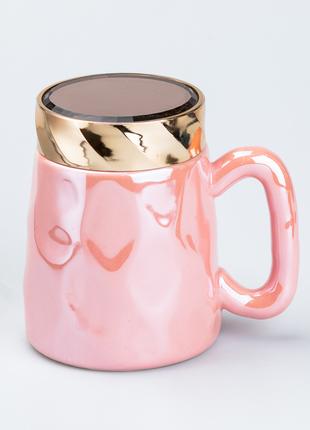 Чашка с крышкой 450 мл керамическая в зеркальной глазури Розовая