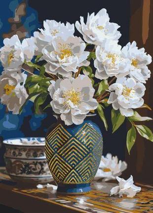 Картина за номерами Білі квіти у вазі з фарбами металік золото...