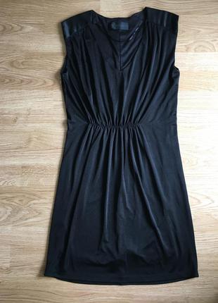 Красивое чёрное маленькое платье, m размер