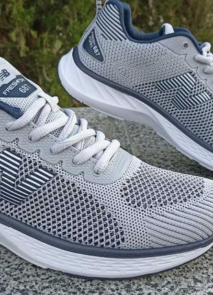 Мужские кроссовки New Balance 687 серые сквозная сетка