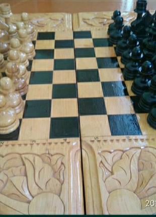 Дерев'яні шахи. Ручної роботи. Декор.