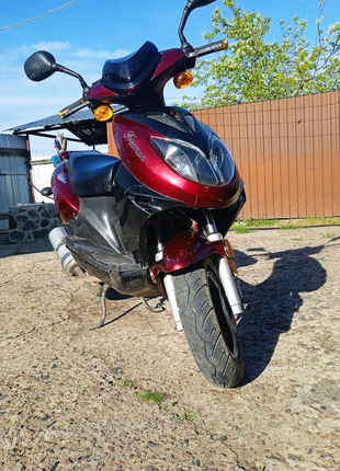 Скутер  Yamaha