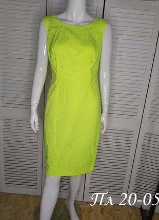 Летнее платье лимонного цвета приталеное размер 48 маломерная
