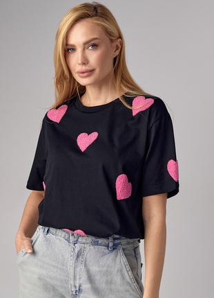 Женская футболка oversize с сердечками - черный цвет, L
