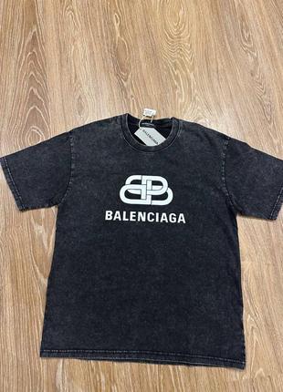 Футболка Balenciaga Paris t-shirt