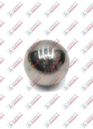 Сферический шарнир люльки Komatsu 708-3S-13450 SKS
