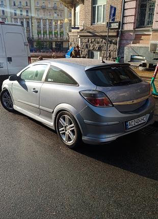 Opel Astra GTC 2.0 turbo