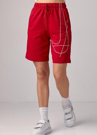 Женские трикотажные шорты с вышивкой - красный цвет, S