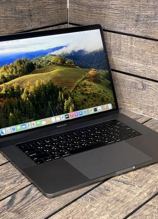 MacBook Pro A1990 (15, 2018) i7/Radeon Pro 555X/256Gb/