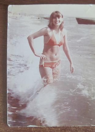 Фото. Девушка в купальнике  бикини. Море. Одесса 1979