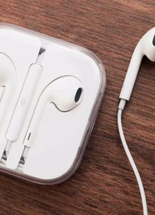 Оригинальные новые наушники Apple EarPods (MD827)