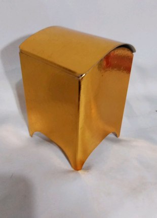 Коробка подарункова, картонна *Скринька* ,золотого кольору, высот