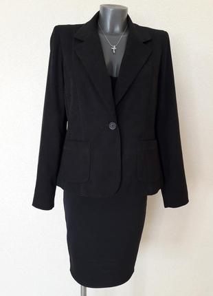 Элегантный,стильный,приталенный бархатный черный пиджак e-vie