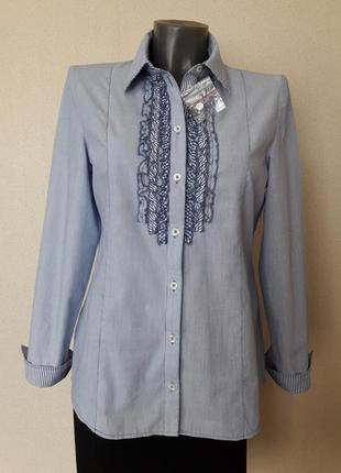 Красивая,стильная,деловая блуза-рубашка leardini,в микро-полоску