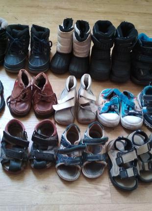 Лот. Обувь детская ботинки сапожки, босоножки, сандали размер ...