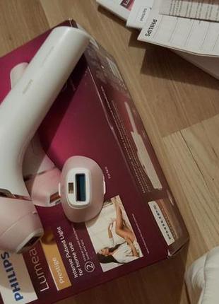 Фотоепілятор Philips Lumea Prestige