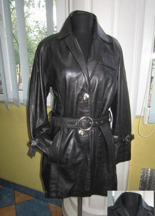 Классная женская кожаная куртка с поясом. лот 968