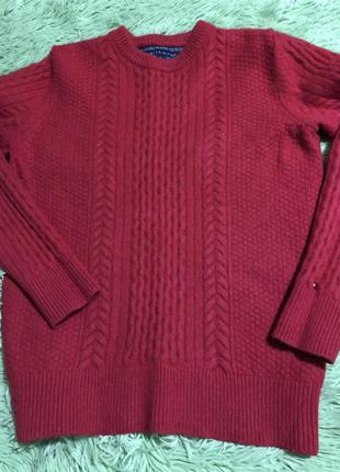 Теплющий фірмовий светр