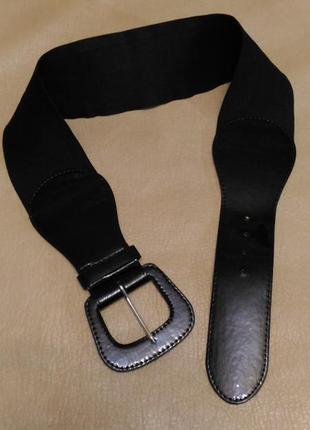 Пояс резинка чёрный с лаковой пряжкой для верхней одежды